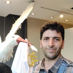 امید وحدانی