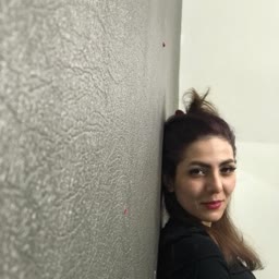 مهسا شیرخان بیگ