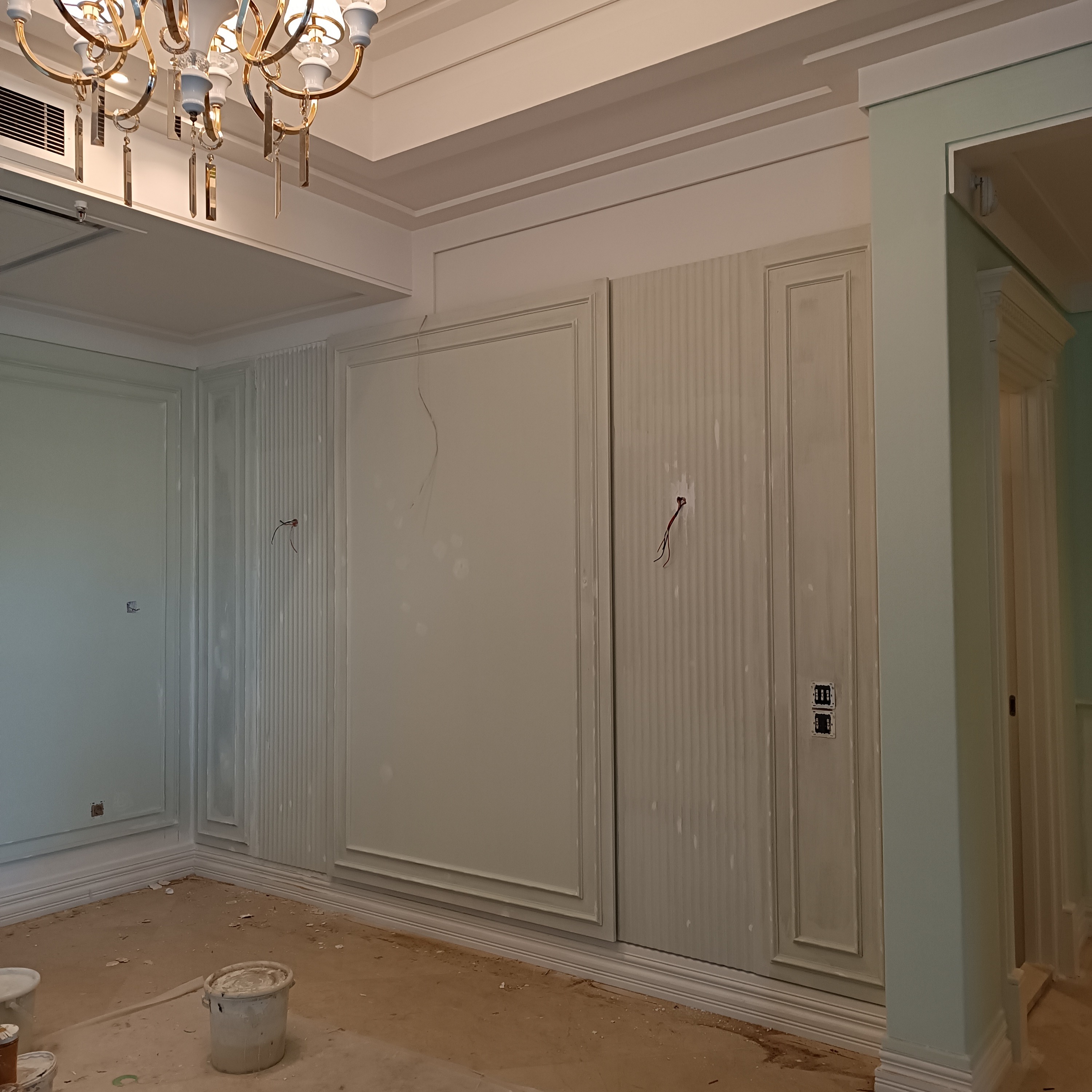 اجرای رنگهای دکوراتیو
