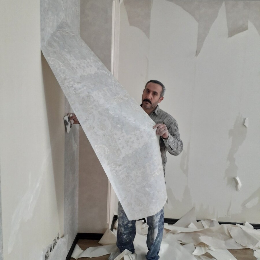 کندن کاغذ دیواری جهت رنگ