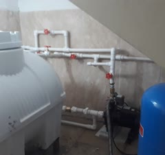 لوله کشی و نصب پمپ و منبع تحت فشار