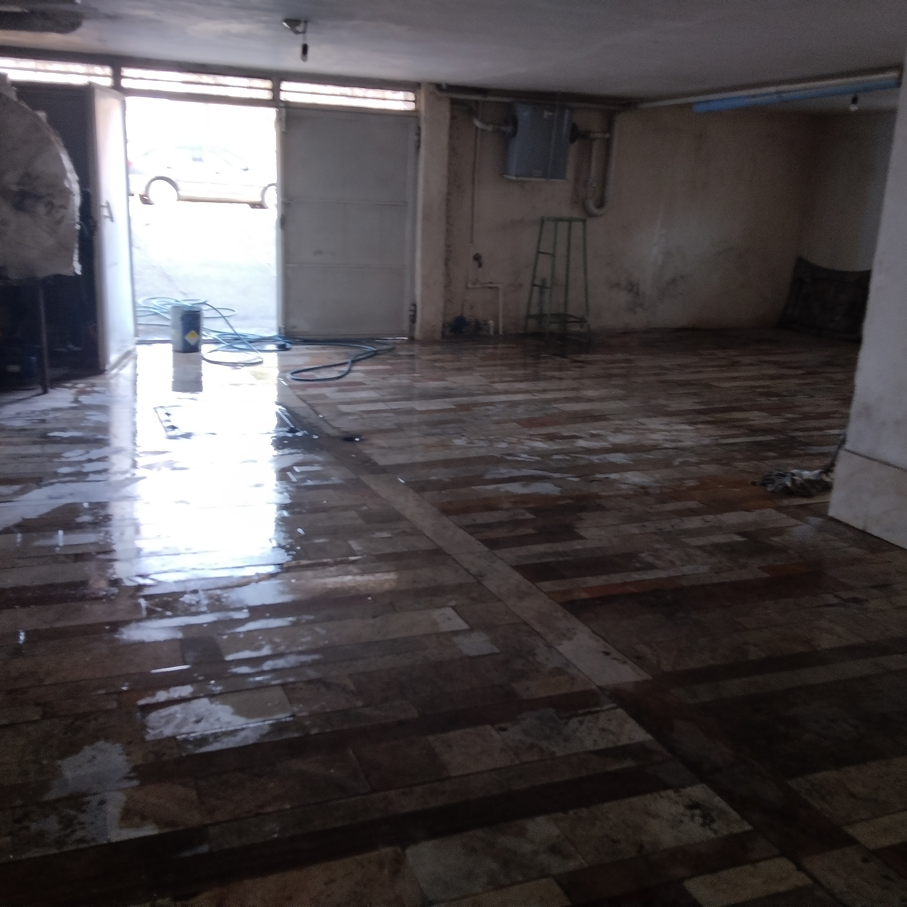 شرکت نظافتی و خدمات ساختمانی پاک‌نوین