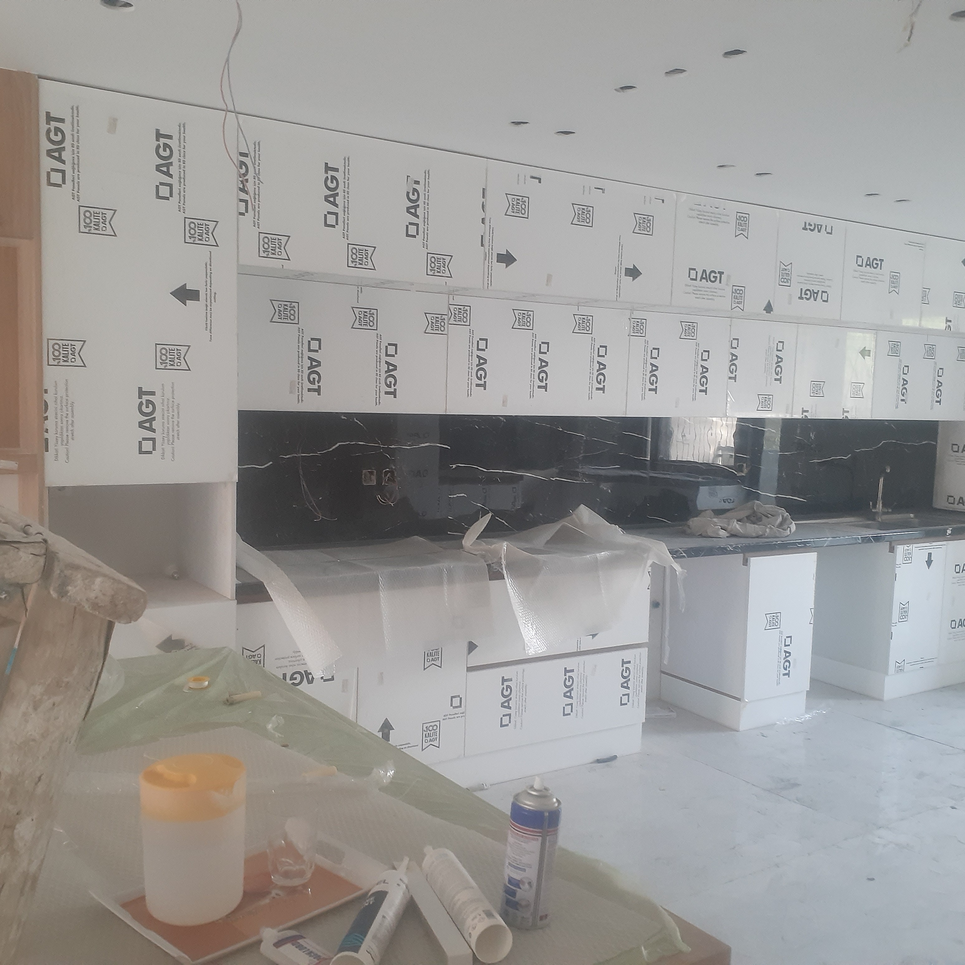 کابینتوکمدوزیرTV