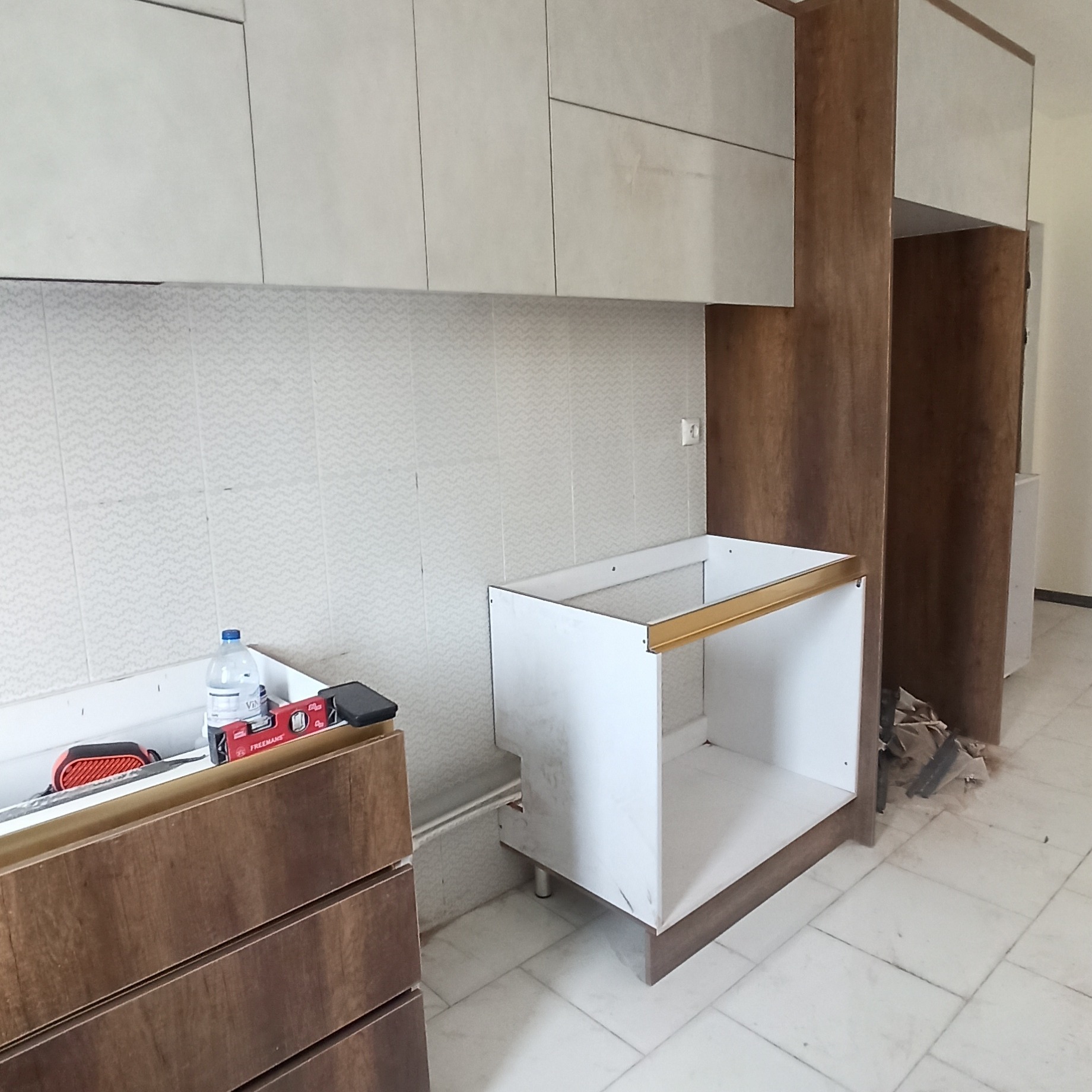 تعمیر و تعویض انواع کابینت