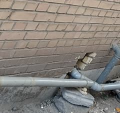 کشیدن لوله پلیکای ساختمان