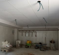 سیم کشی و نصب وراغ برای پارکینگ