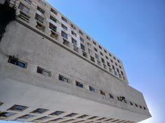 خدمات :نماشویی ،پیچ رولپلاک ،رنگ آمیزی و کلیه کارهای فنی در ارتفاع