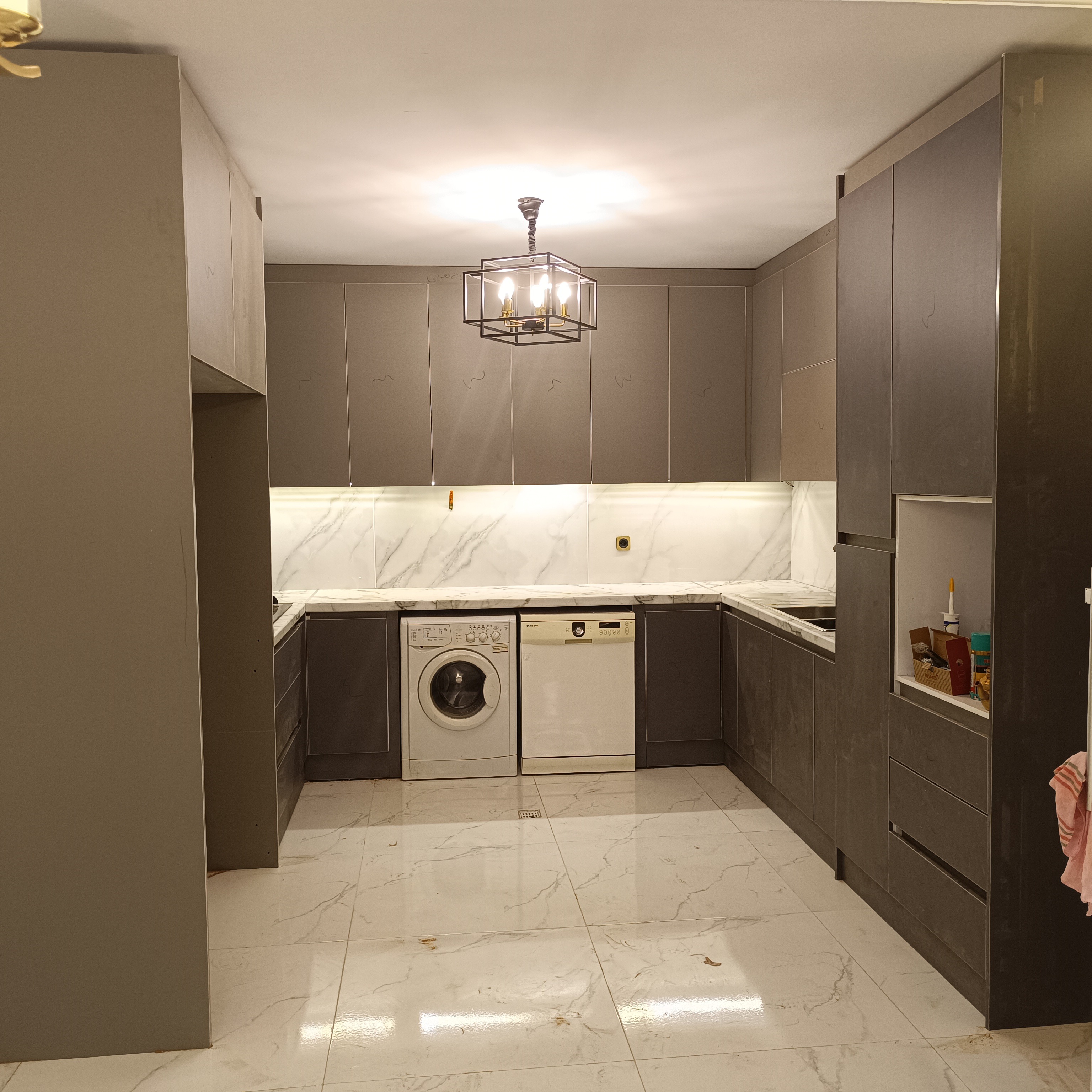 کابینت هایگلاس سوپر مات