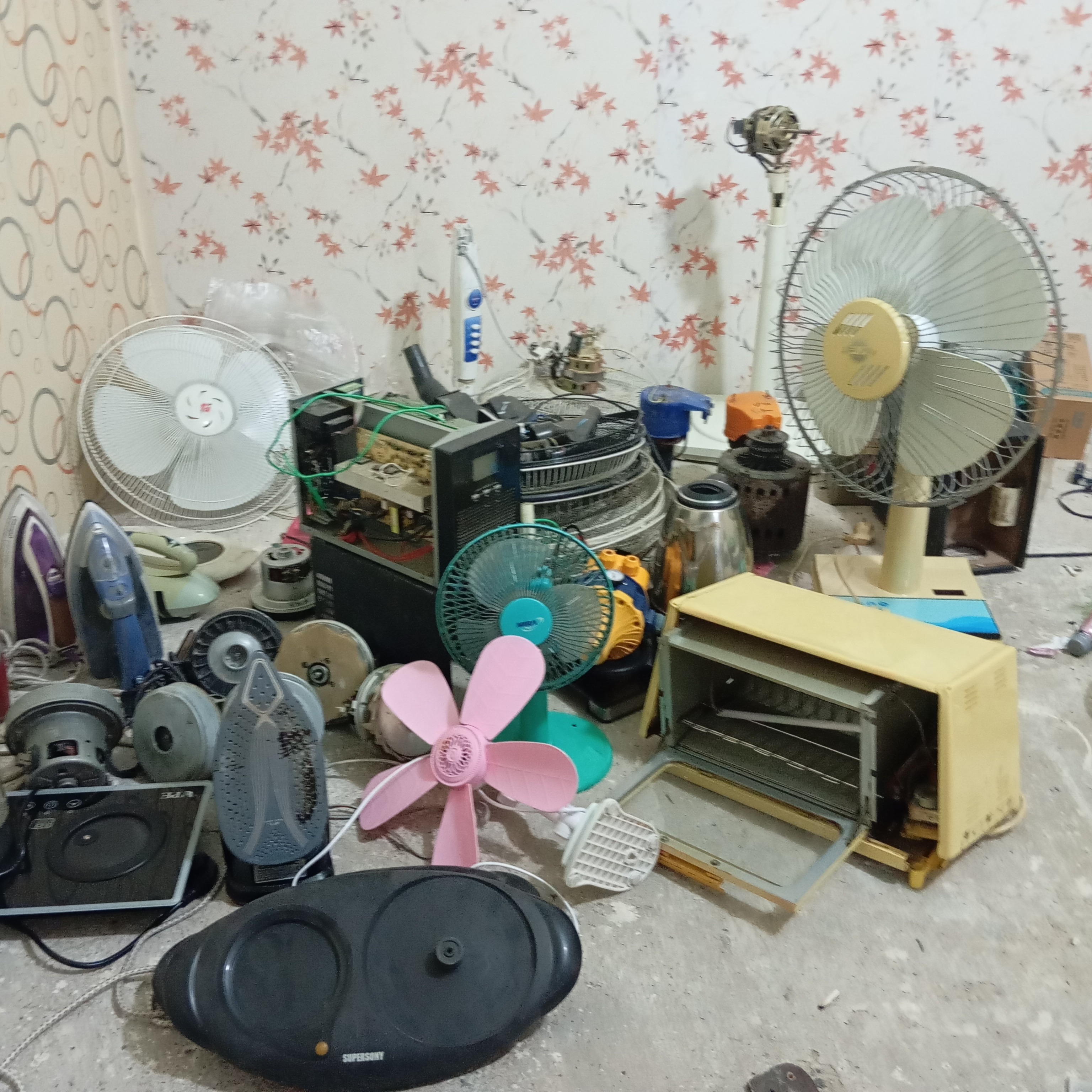 تعمیرکلیه لوازم برقی