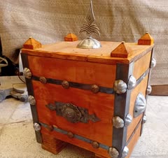 طراحی و ساخت صندوقچه چوبی فلزی