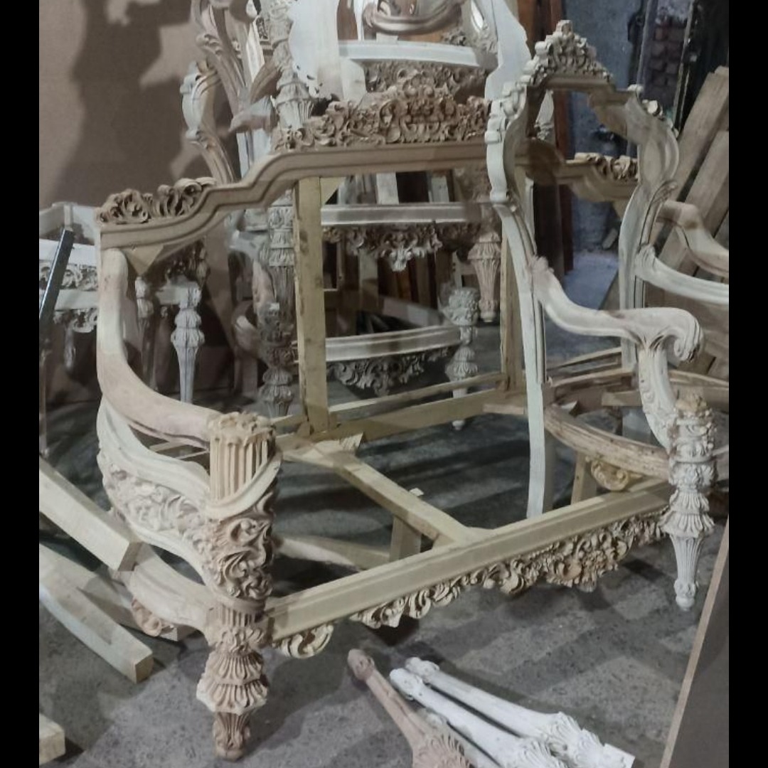 تعمیرات انواع مبلمان