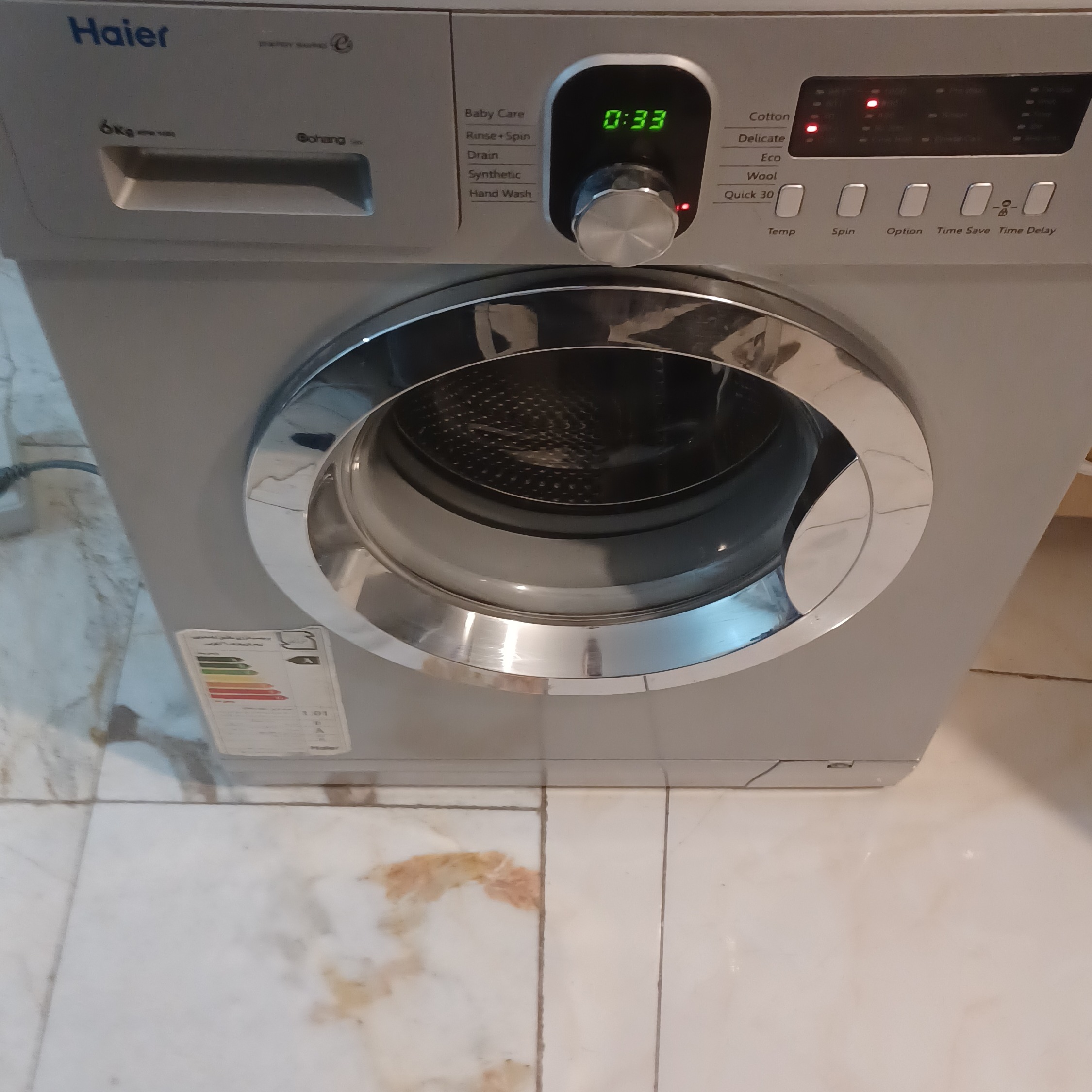 نصب ماشین لباسشویی برای مشتری
