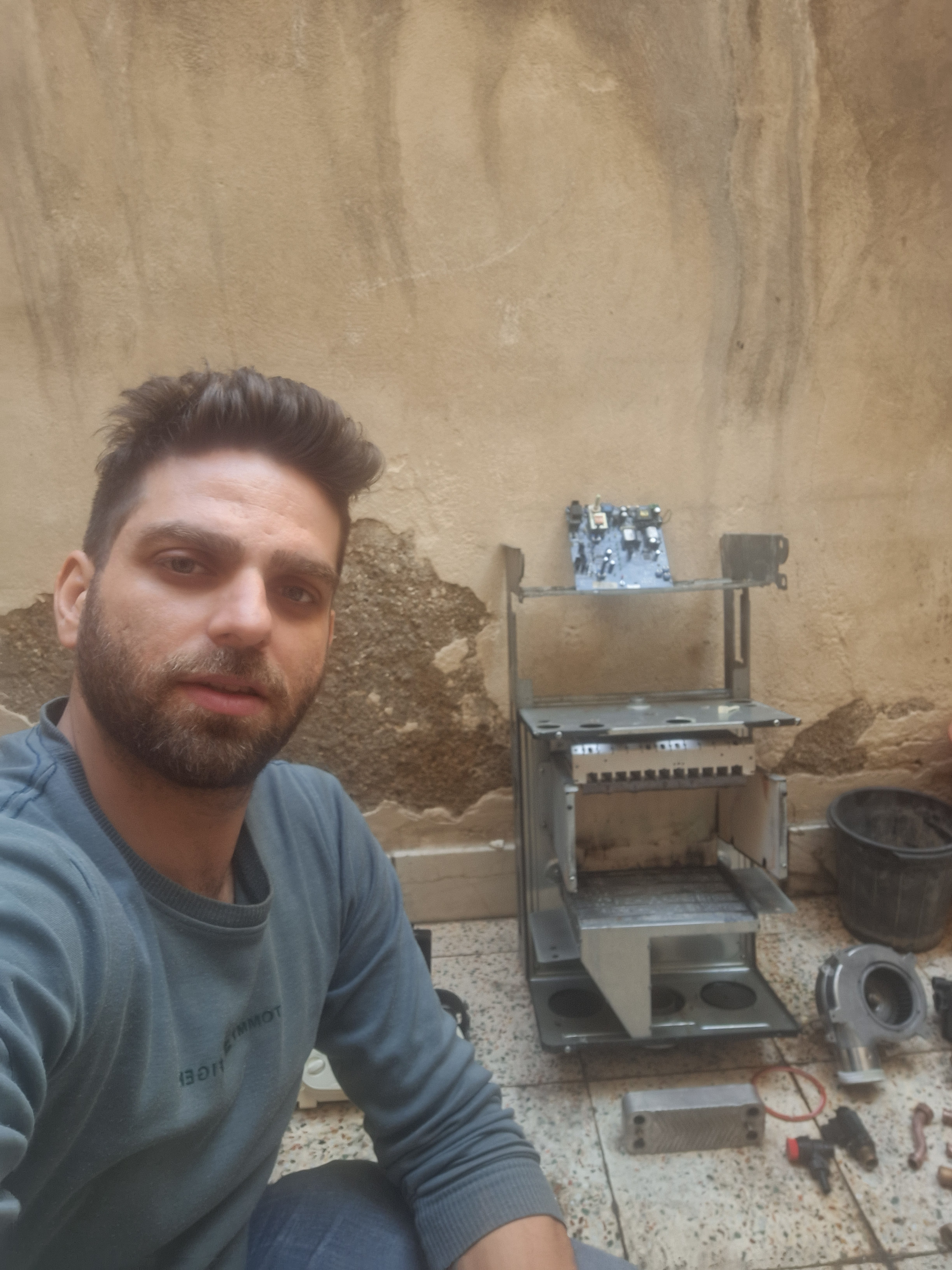 سرویس کامل و تعمیر و نصب پکیج