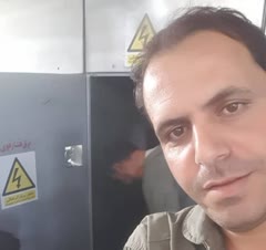 درحال نصب تالو برق صنعتی واحد دولتی