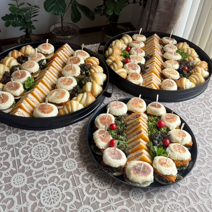 مافین انگلیسی با مرغ سوخاری