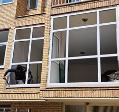 نصب وتعمییر درب وپنجره دوجداره وکرکره برقی