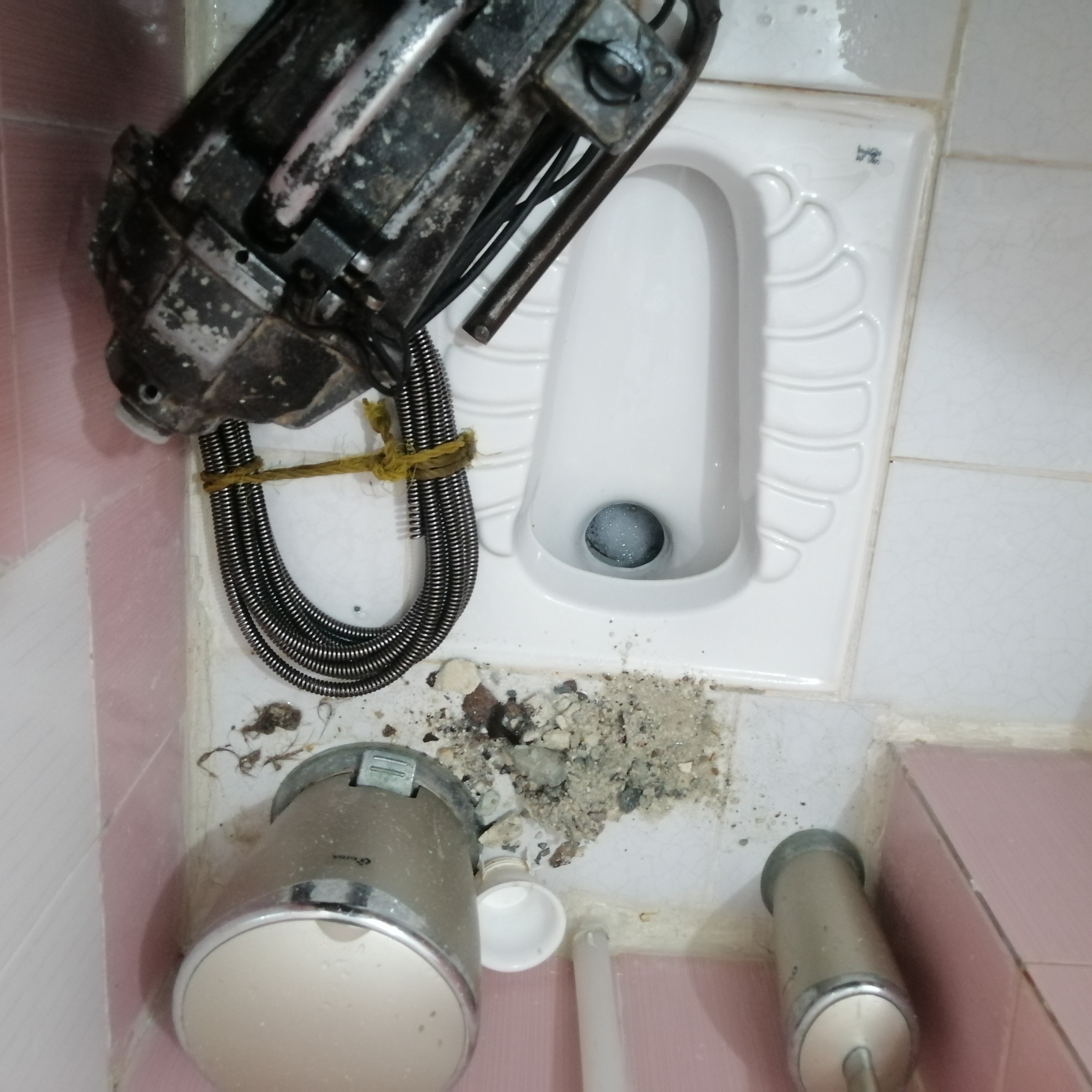 لوله بازکنی ارزانتراز همه جا فوری شبانه روزی درخدمت شماست