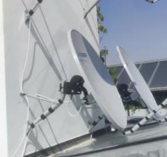 نصب آنتن گردان و ثابت و مرکزی