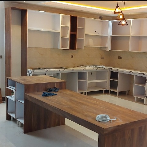 ساخت انواع کابینت کمد تخت کمجا دکور مغازه و ...