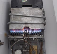 نصب و سرویس آبگرمکن دیواری