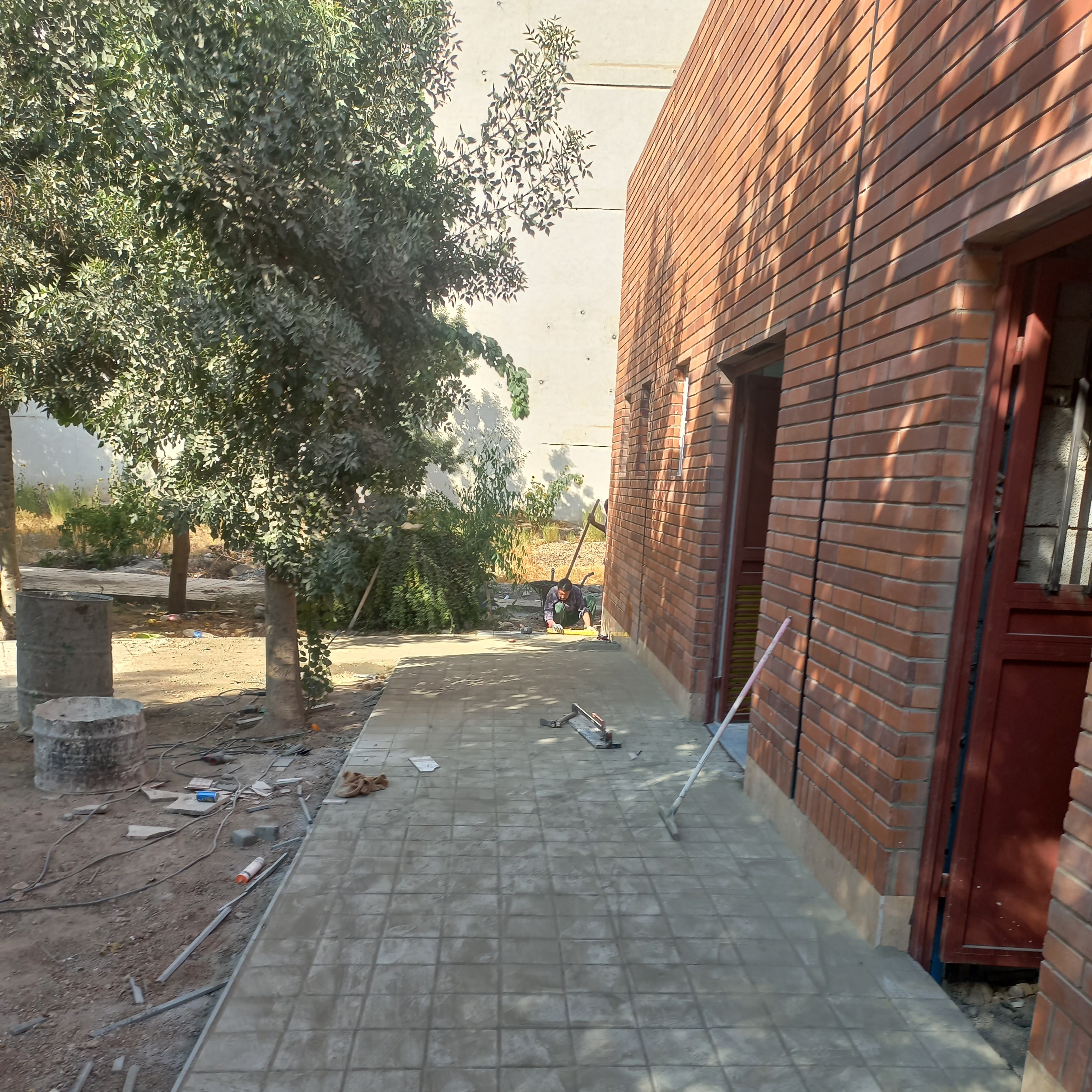 دیوار کشی و اجرای نما
