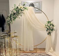 گل آرایی تم مراسم بله برون