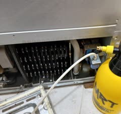 تعویض فیلتر یخچال و سرویس دوره‌ای ۶ماهه