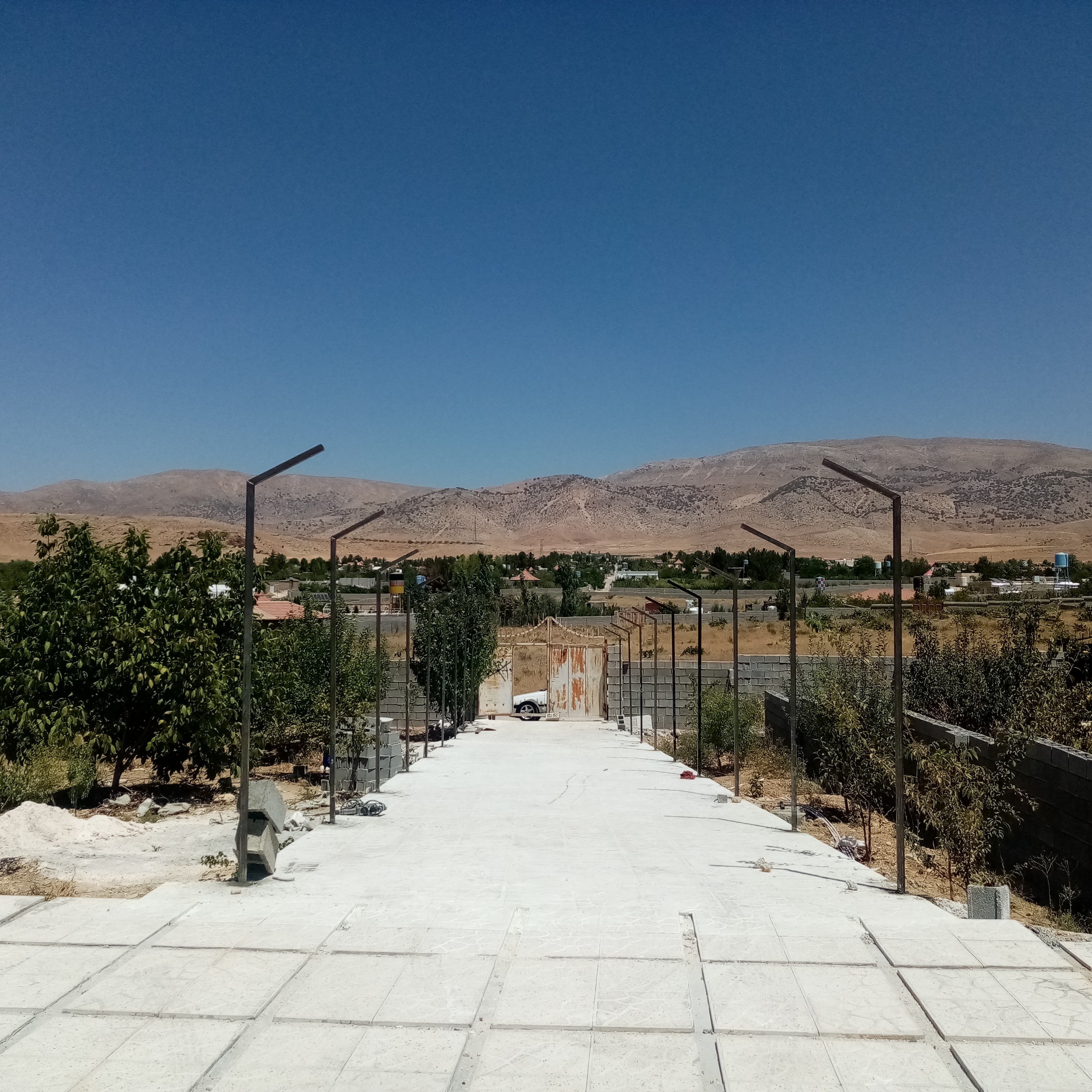 اجرای ستون برق با قوطی