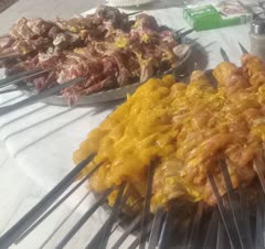 زرشک پلو قیمه بادمجان چلو گوشت جوجه کباب کوبیده ا