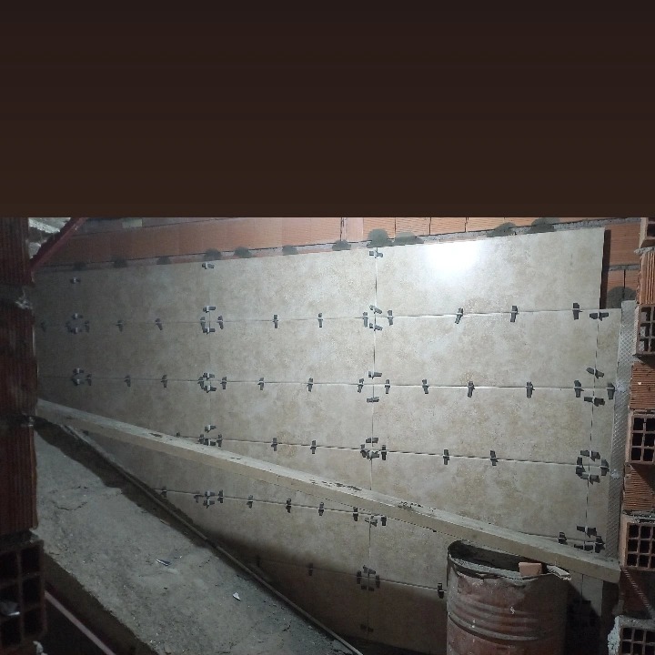 نصب تمام کاشی وسرامیک وسنگ نما انتیک