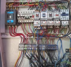 برقکار صنعتی ماهر