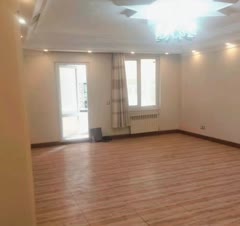 حرفه ای و با حوصله و دقت زیاد