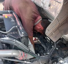 تعویض لنت وبلبرینگ چرخ ورگلاژ ترمز وکلاج وتعویض باتری