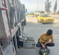 تعویض لنت وبلبرینگ چرخ ورگلاژ ترمز وکلاج وتعویض باتری