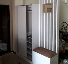 جاکفشی و جا لباسی و ولکام