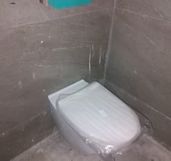 نصب توالت فرنگی تو کار