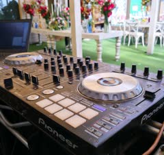 دیجی و تجهیزات