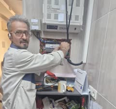 نصب کلید دو حالته برق شهری و برق موتور برق