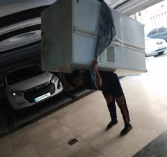 می بندم می برم می چینم