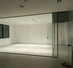 پارتیشن شیشه ای