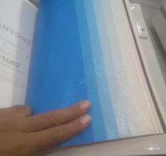 نصب انواع کاغذ دیواری