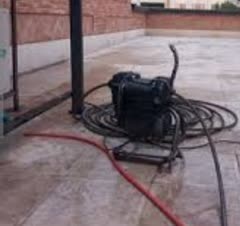 رفع گرفتگی لوله کف شورپشت بام