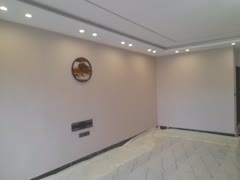 تنها دارنده گواهینامه از اولین همایش تخصصی نصابان کاغذدیواری