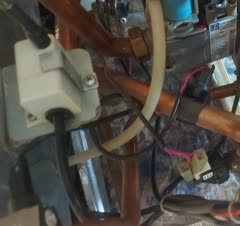 تعمیرات ویاسرویس پکيج و آبگرمکن ديواری و لباسشویی