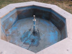 نمونه کار با رنگ استخر