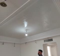 باسلام تمام رنگهای ایرانی و خارجی بتونه کناف زیرسازی کاغذدیواری و هرچیزی مربوطه ب رنگ داخلی باشه مثال از استخر بگیرین تا نما سوله کنتکس اکرولیک اپکسی بلکه سیلر و کیلر در پنجره