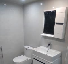 اجرای کاشی کاری سرویس