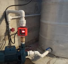 نصب پمپ و منبع اب