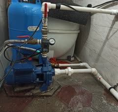 نصب پمپ و مخزن آب