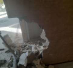 کلیه کارهای ساختمانی انجام میگیرد